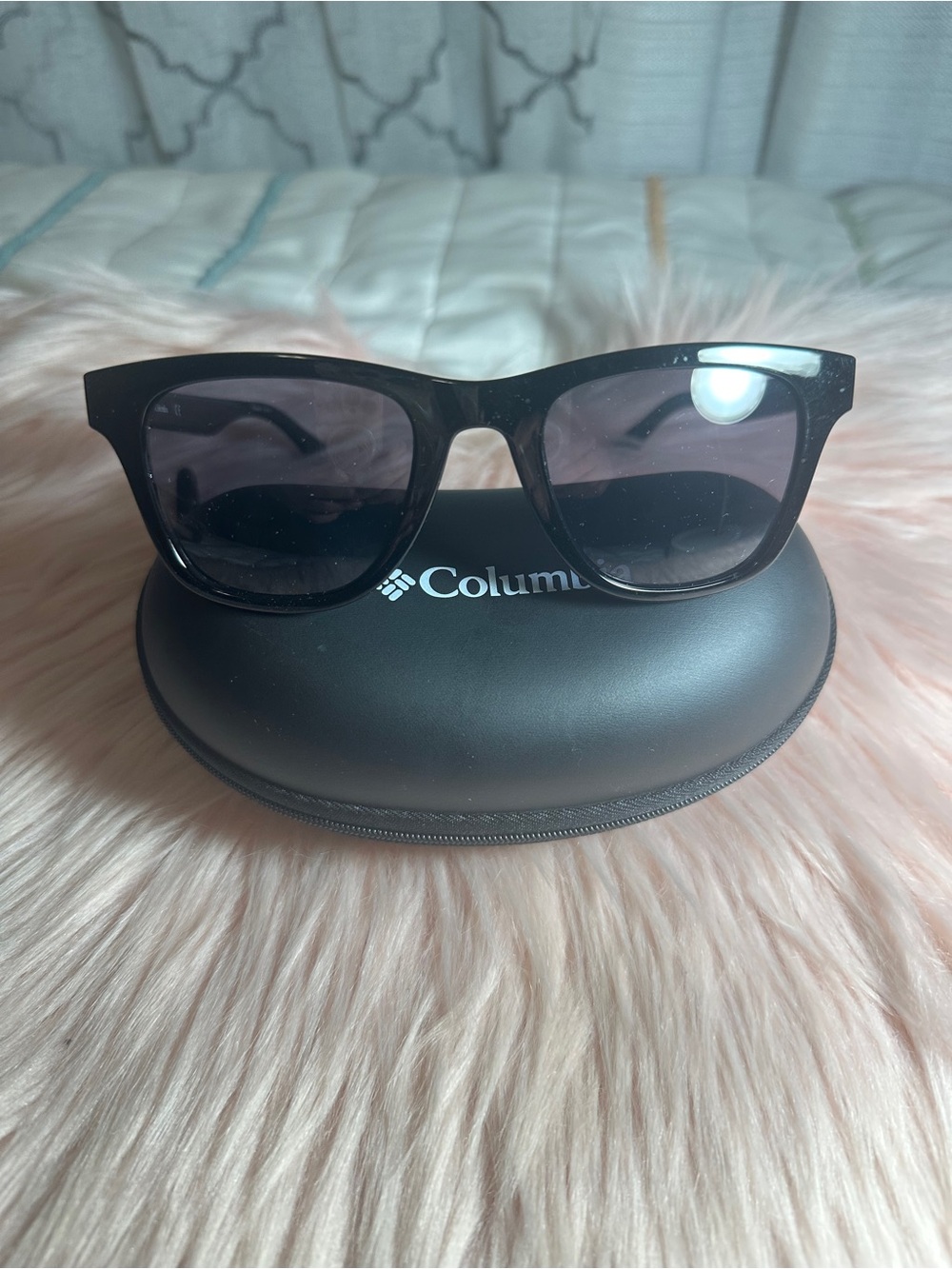 Columbia Black Sunglasses with Dark Lenses